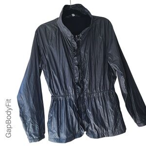 GAP FIT | NWOT BLACK RUFFLE ZIPPER FRONT ATHLETIC JACKET WINDBREAKER | LARGE